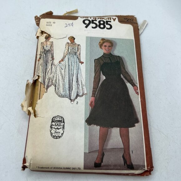 Simplicity 9585, Size 6 Bust 30.5, Gunne Sax Dress Sewing Pattern, Uncut - Picture 1 of 13